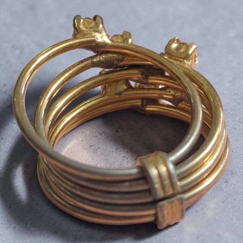 Vintage Gold Tone Pink Rhinestone Cocktail Ring, Size 6 Multi Band Retro Ring - Picture 6 of 7